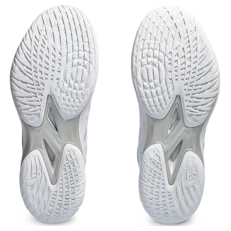 New Asics GELHOOP V16 Mid Top Basketball Shoes Unisex White 1063A080-100