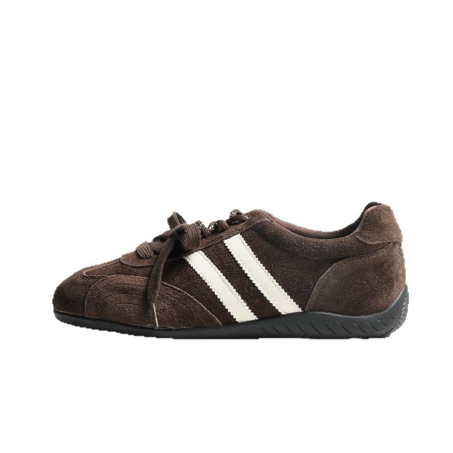 New Flat Casual Sports Board Shoes for Women with A Niche Height-increasing Style