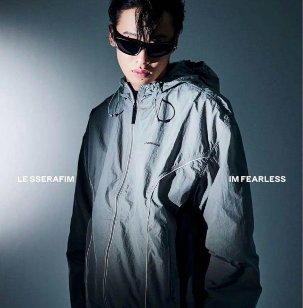 

[Б/У] Ветровка и спортивные штаны LE SSERAFIM с коллекционной карточкой