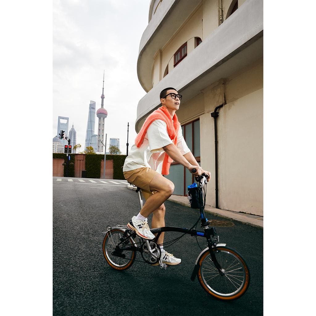 New Balance 1906R Sea Salt Eclipse True Red Sneakers M1906RR