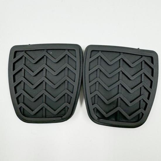 2PCS Brake Clutch Pedal Pad Cover for Toyota Corolla Matrix Yaris Tacoma Scion