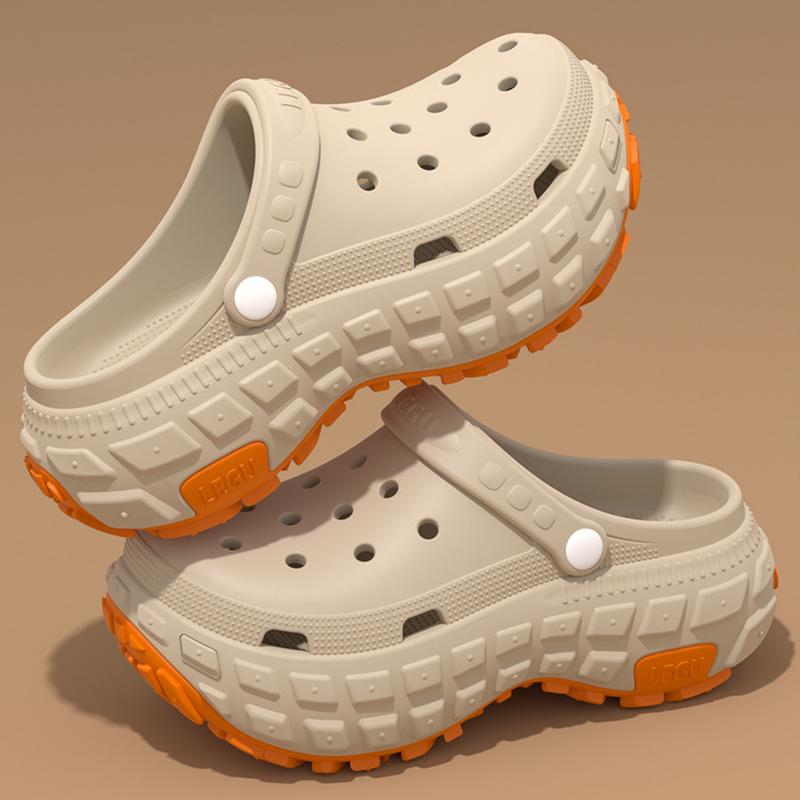 Men's Driving Breathable Non Slip Hole Shoes Summer New Deodorant Non Slip Outer Wear Wear Fishing Beach Sandals