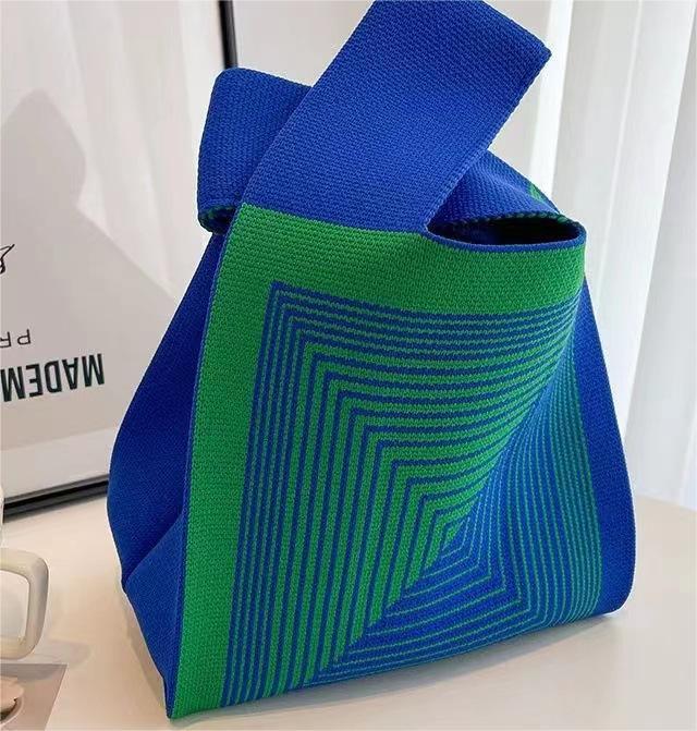 Chic Portable Knitted Handbag - Xiaohongshu Recommended Cute Style