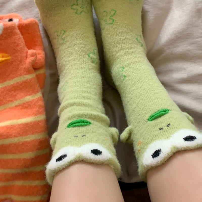 Clownfish Winter Thick Sleep Socks for Home Wear - Funny and Cute High-Chested Winter Stockings - Salmon Red-Braised Fish