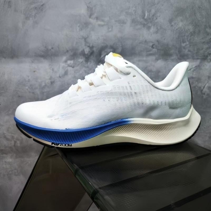 

Новая Лунная Посадка Повседневная Спортивная Обувь Мужская Обувь Женская Обувь Обувь Дышащая Мужская и Женская Воздушная Подушка 46 синий