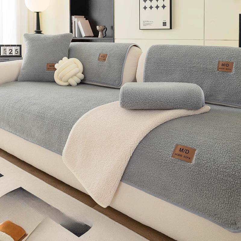 Zimní sametový polštář na pohovku Lehký luxusní vysoce kvalitní protiskluzové polštáře na sedák Jednobarevný potah pohovky