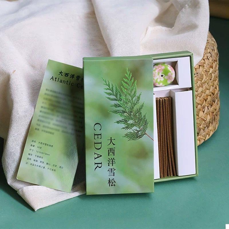 

30 шт. Пало Санто Калифорнийский кедр Благовония в коробке с подставкой для благовоний Натуральные растительные для помещений Йога Ароматерапия cedar