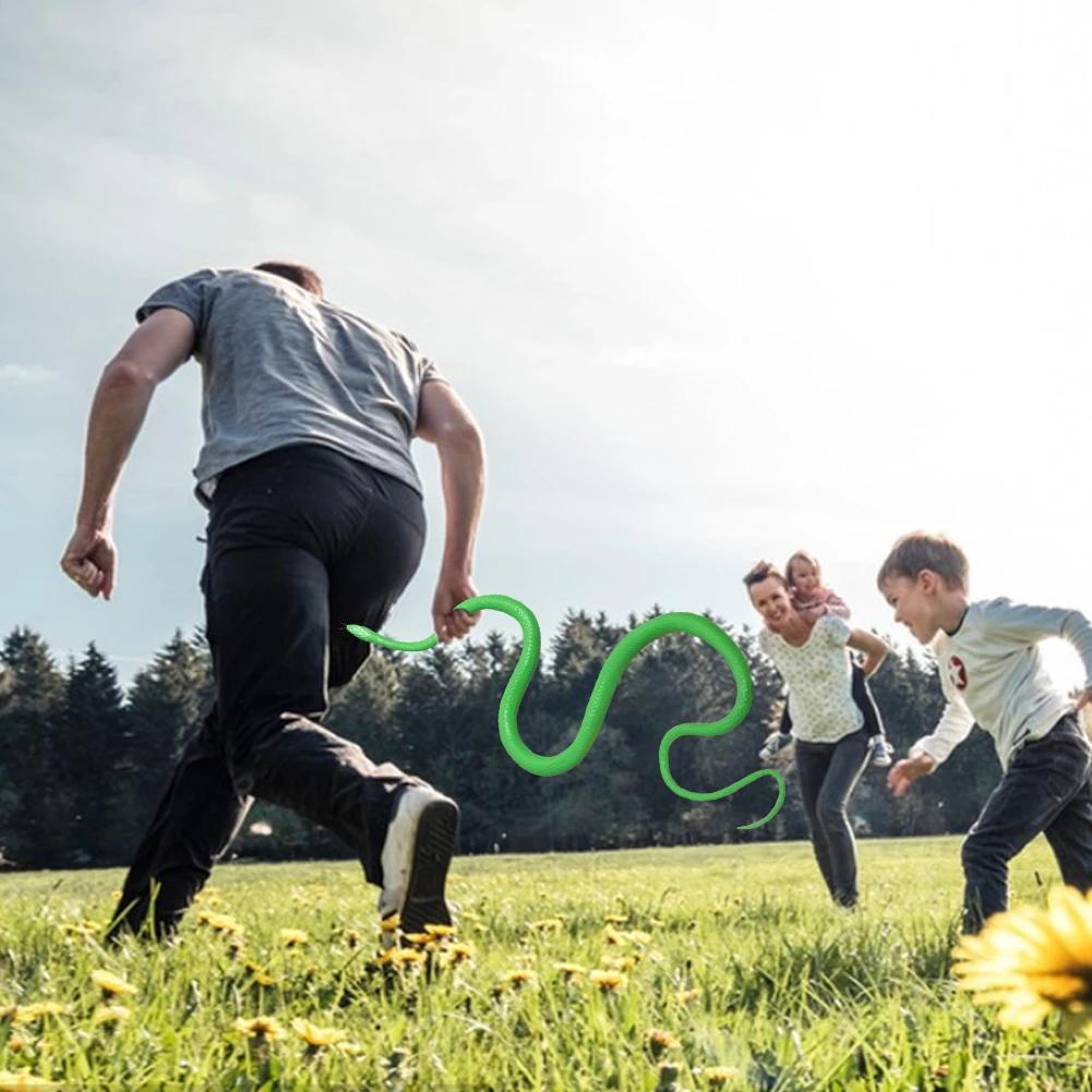 47.2 Inch Funny Large Realistic Rubber Snake Prank with String Clip Fake Snake Model Halloween Tricky Toy for Garden Kids Toys