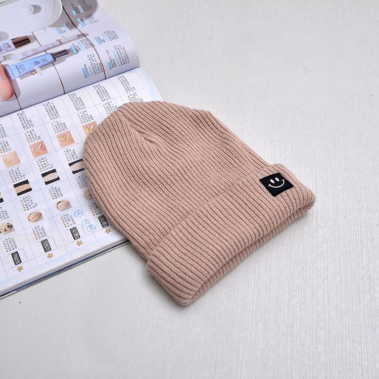Autumn and Winter Sticker Smiley Face Knitted Hat Couple Versatile Casual Wool Hat, Han Fan Fashion Pullover Warm Hat