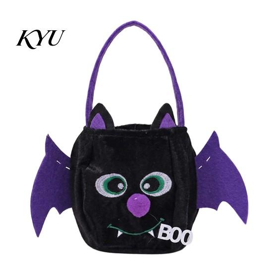 Reusable Trick or Treat Bag Halloween Pumpkin Candy Bag, Cartoon Velvet Plush Tote for Cute Holiday Gift Bags Kids, Handbag, Party Favor Decor