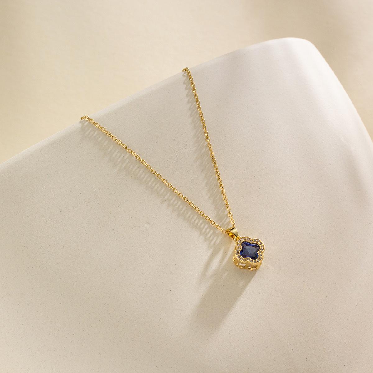 

Новый кулон в форме клевера из титановой стали с супер сверкающими бриллиантами