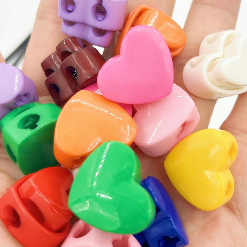 Bunte herzförmige Kordelstopper & verstellbare Kordelverschlüsse