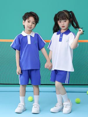 Para niños y niñas (más de 4 años) – Conjuntos de ropa