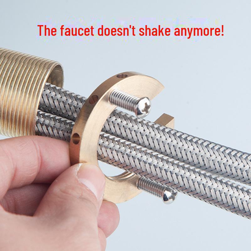 Zestaw mocujący kran do umywalki zapobiegający poluzowaniu z miedzianym złączem z ciepłą/zimną wodą