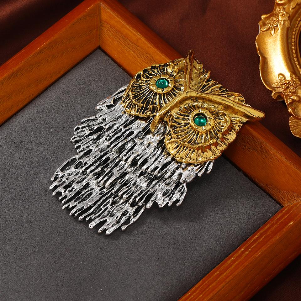 Vintage Owl Tassel Brooch: Men's European & American Coat Accessory