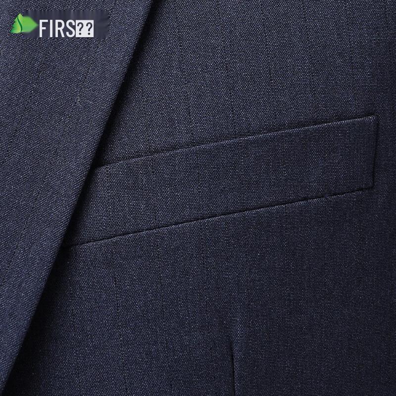 Men's Wrinkle-Resistant Slim Fit Suit