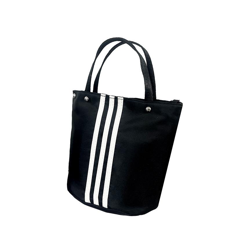 Casual simple lightweight bag women's summer new fashion nylon bucket bag commuter shoulder bag