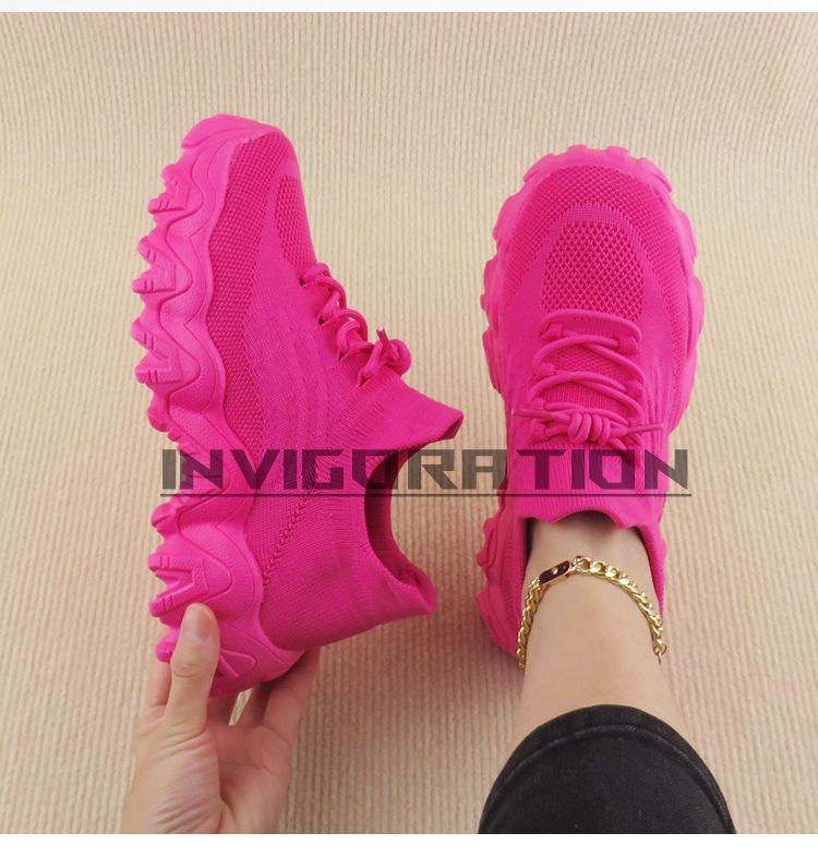 Breathable Fly-Knit Lace-Up Casual Men's Outdoor Sneakers with Thick Soles