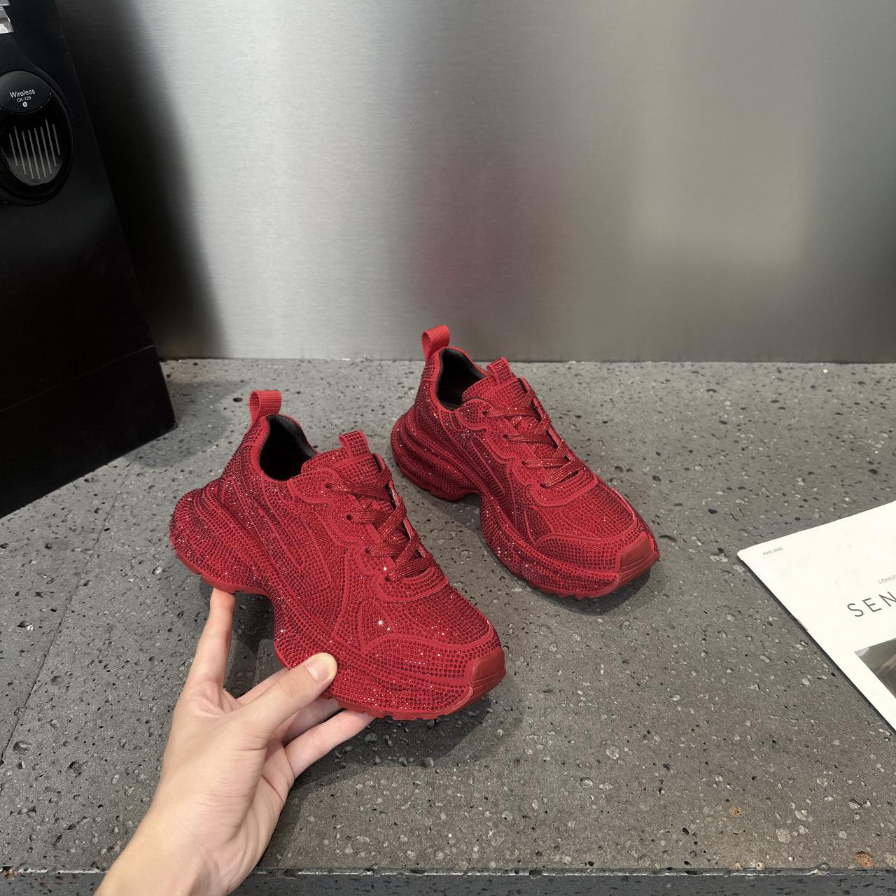

Модные молодежные женские кроссовки с массивными кристаллами, женская модная повседневная дышащая обувь на плоской платформе с увеличением высоты, обувь с блестками 40 красный
