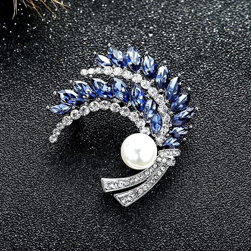 

Fashion Exquisite Wheat Crystal Brooch Badges For Women Men Shining Rhinestone Plant Classic Design Pin Accessories Gift