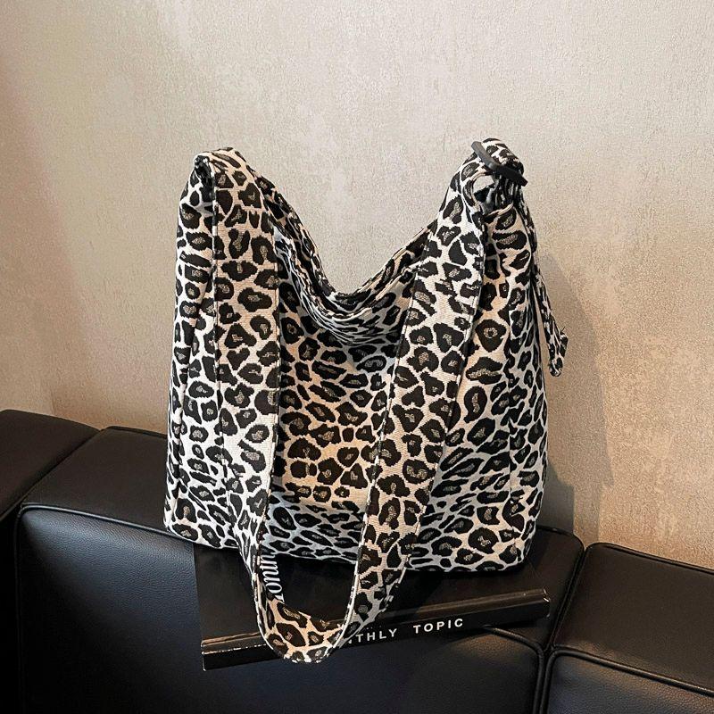 

Bag Female Fall and Winter Class Work Clothing Canvas Leopard Print Bag Black Leopard Print