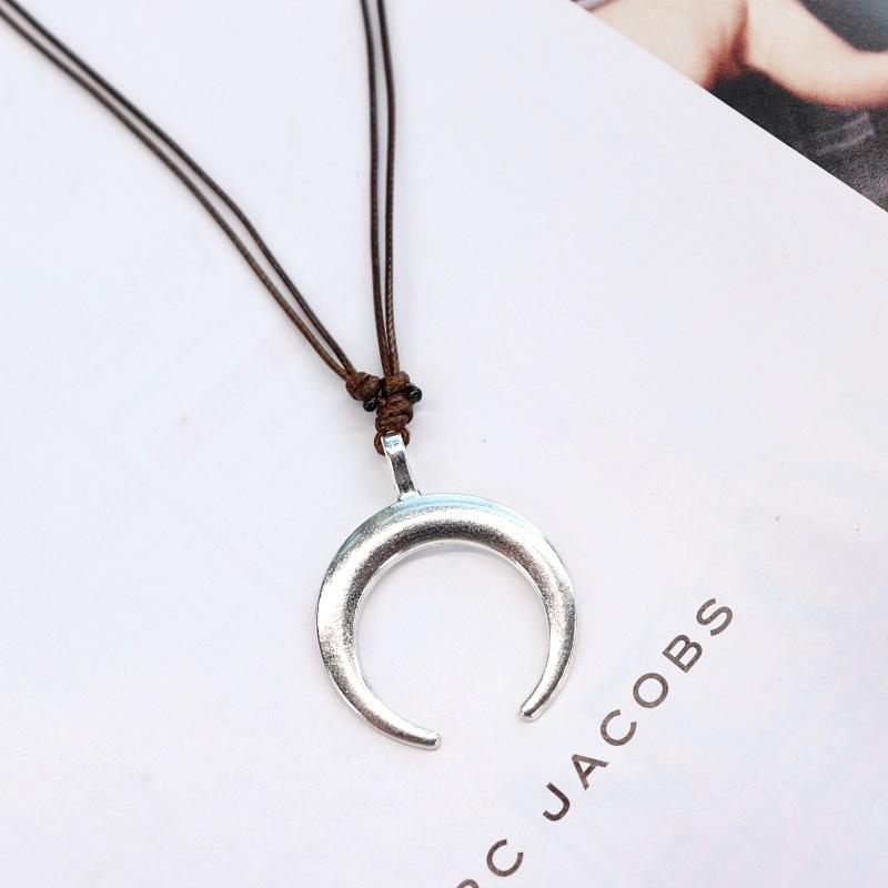 Retro Small Fresh Mori Minimalist Necklace, Ethnic Style Antler Pendant, Couple Versatile Long Sweater Chain Accessories