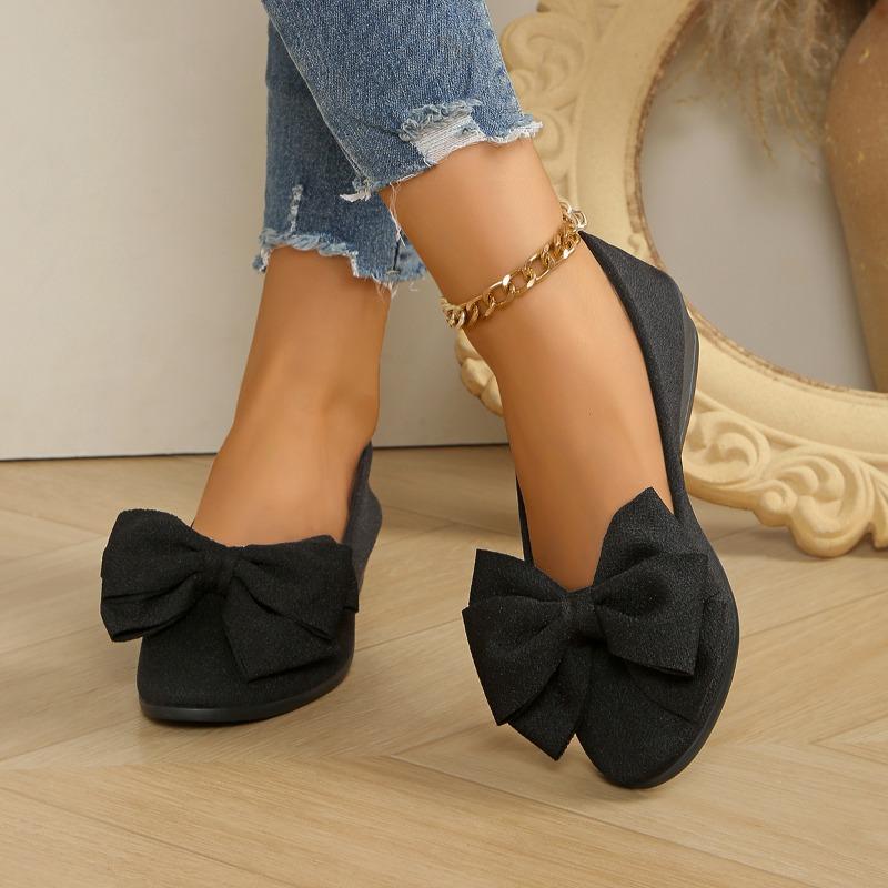 2025 New Women's Pointed Shoes Flower Suede Comfortable Casual Single Shoes