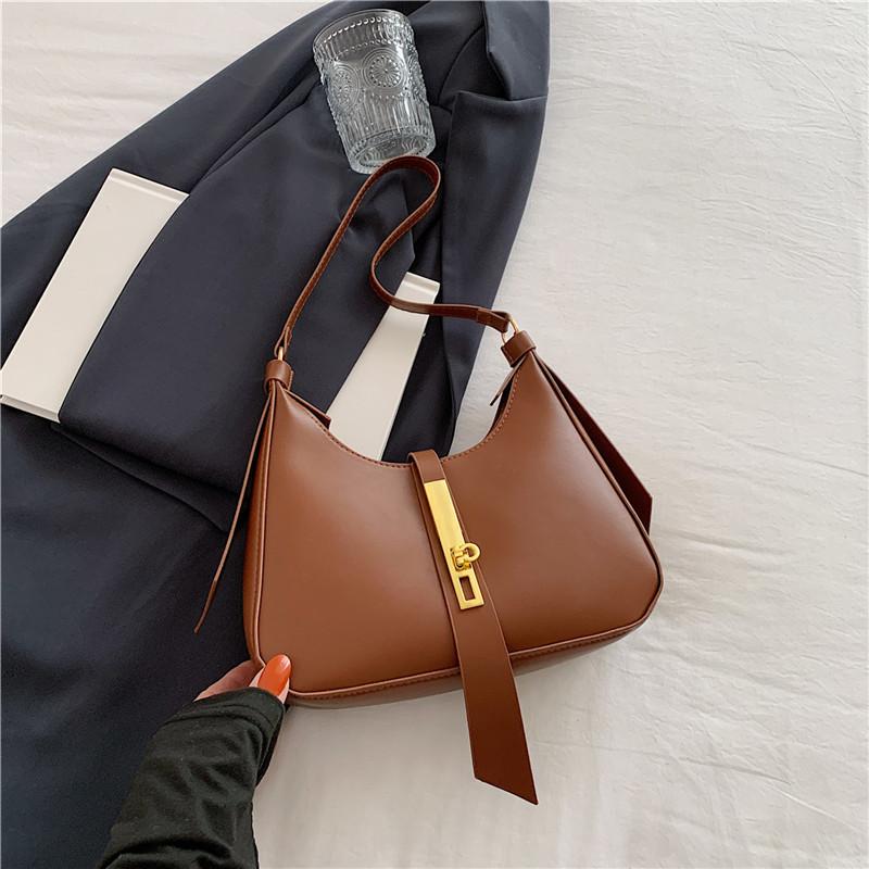 Stylish Crescent Shoulder Bag Pu Leather With Sleek Stitching Trendy Street Fashion