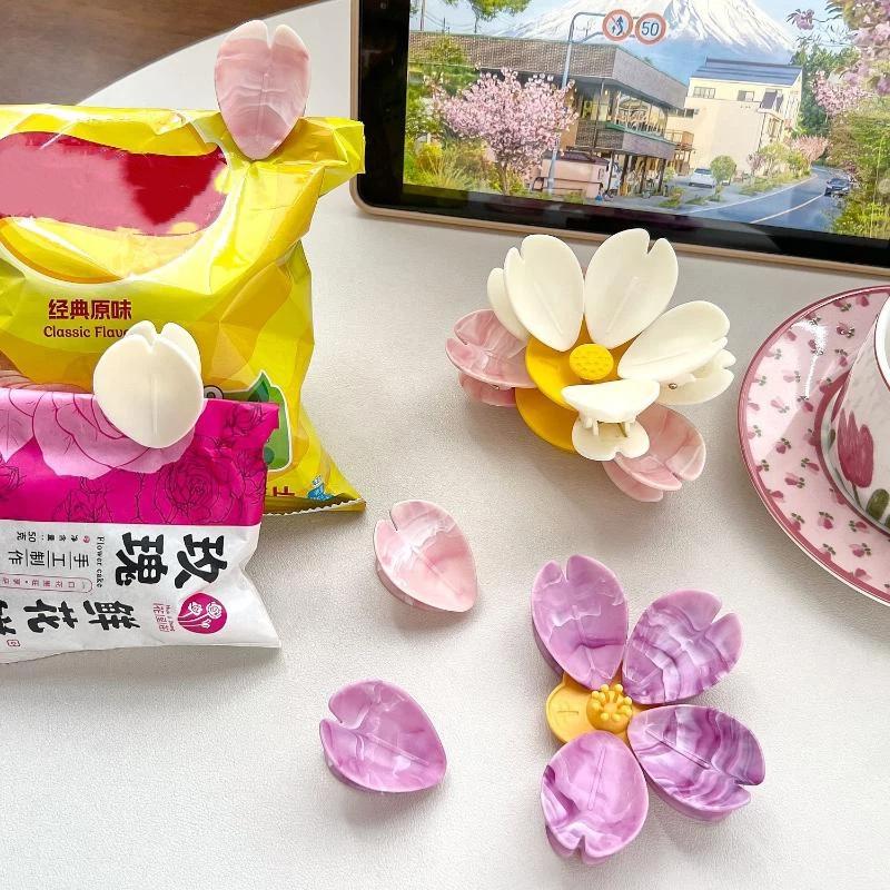 1 Set Magnetic Refrigerator Household Snack Single/Double Layer Fixed Tongs 5/10 Petals Food Creative Lotus Sealing Clip