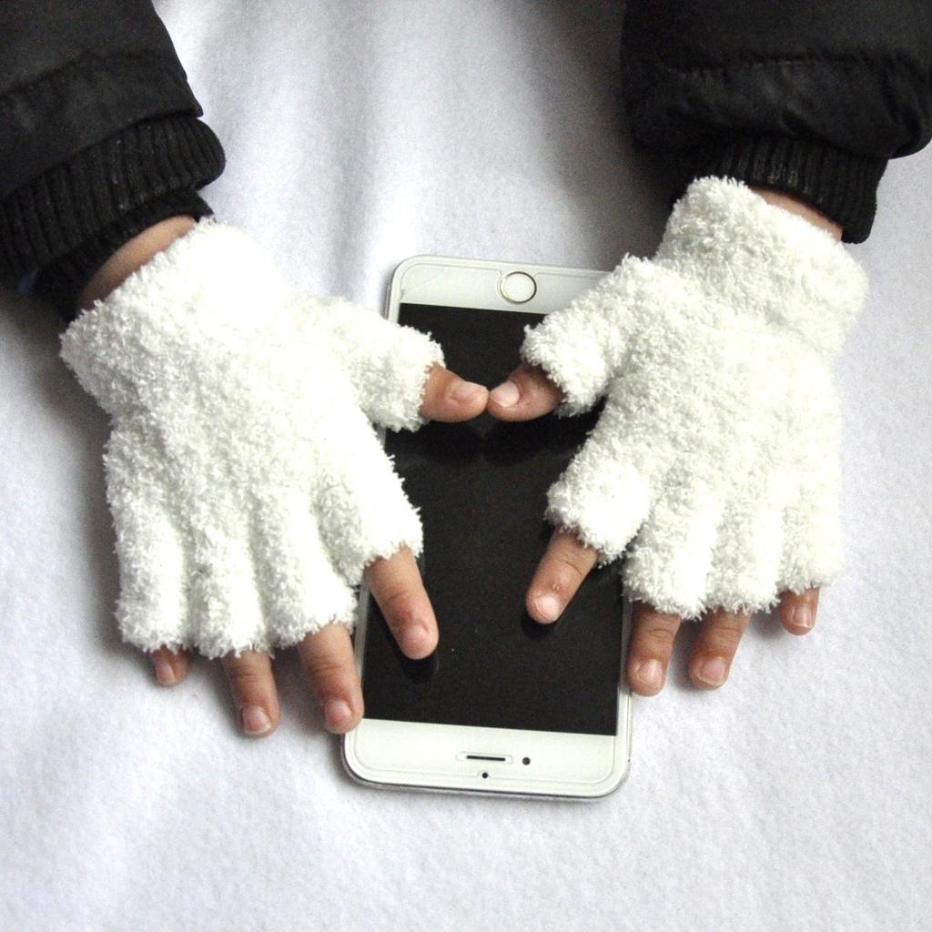 Children Coral Fleece Gloves Kindergarten Pupil Student Baby Winter Warm Plush Mittens Half Finger Gloves For 5-11Y Kid Gloves