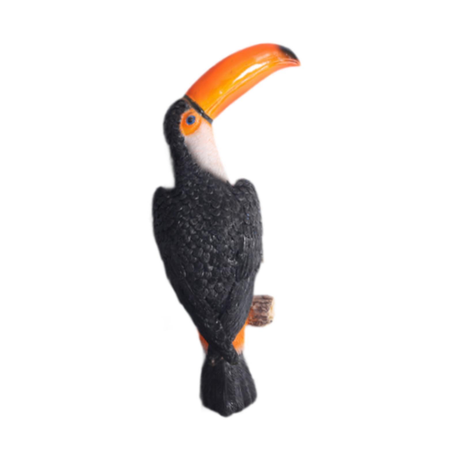 

Resin Ornament Garden Toucan Tree Hugger Animal Figure Decorative Centerpiece for Yard Patio Outdoor Decor