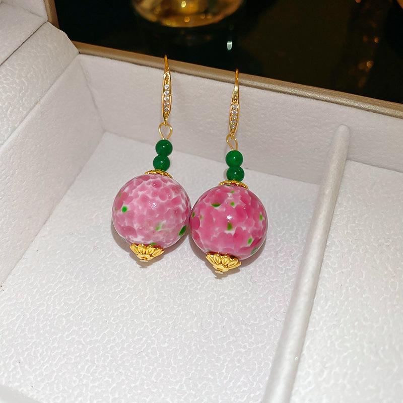 

New Chinese retro pink and green ceramic earrings, national style sweet and fresh earrings, national tide girl earrings wholesale