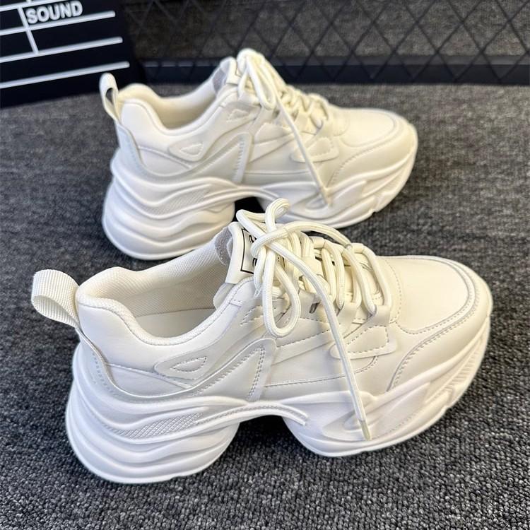 Star with the same platform dad shoes women's 2025 spring new casual women's shoes versatile sports little white single shoes Internet celebrity