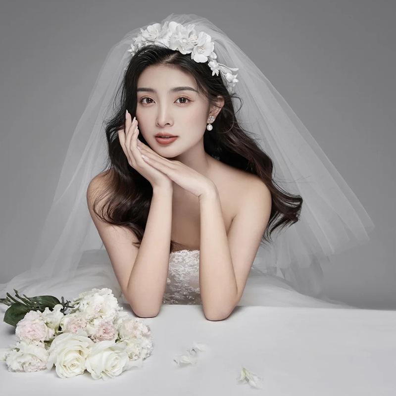 Neuer Titel 2025 neues Hochzeitskleid Indoor Paar Hochzeitsfoto Tube Top Schleppe Kleid Rock weißes Kleid
