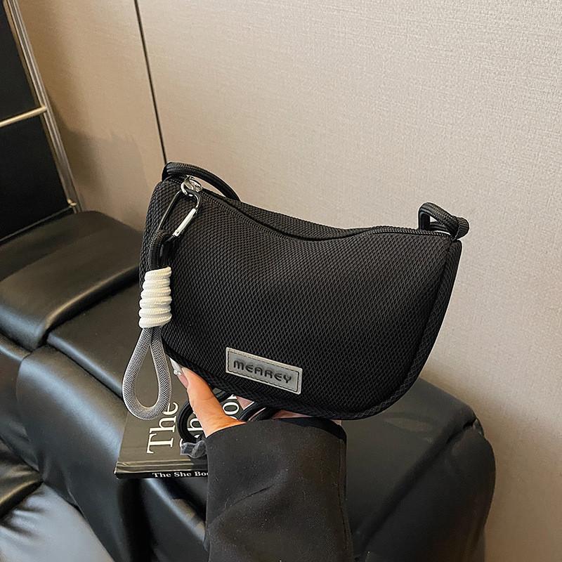 IELGY Niche High-End Sense Shoulder Bag Commuter Crossbody Saddle Bag