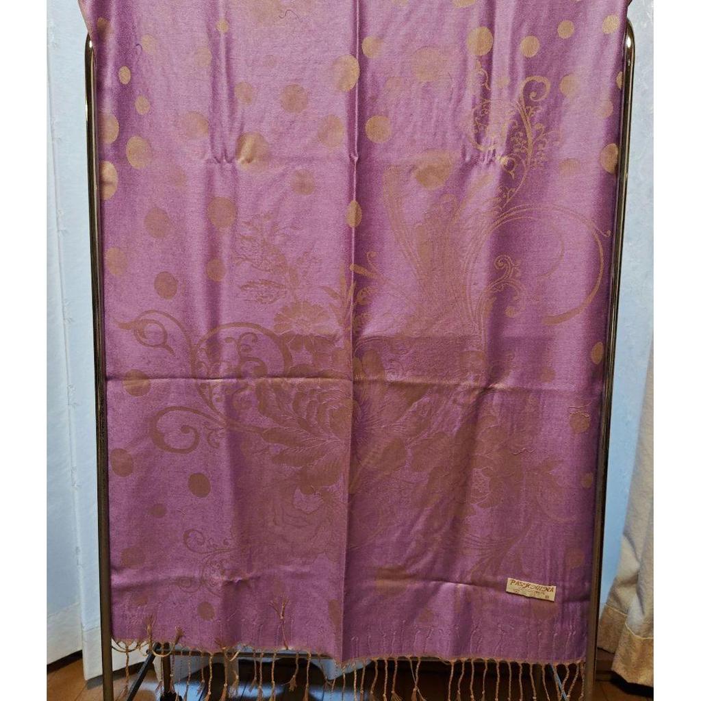Used Pashmina stole light purple