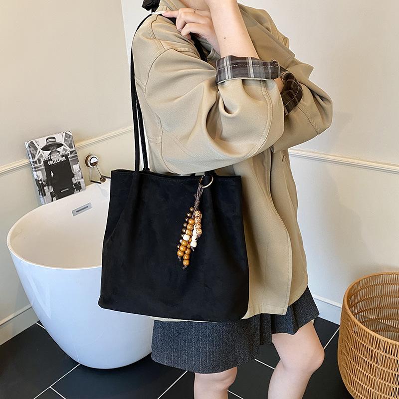 Shoulder bag autumn new large-capacity bag women's retro shoulder underarm bag lazy style versatile commuter tote bag