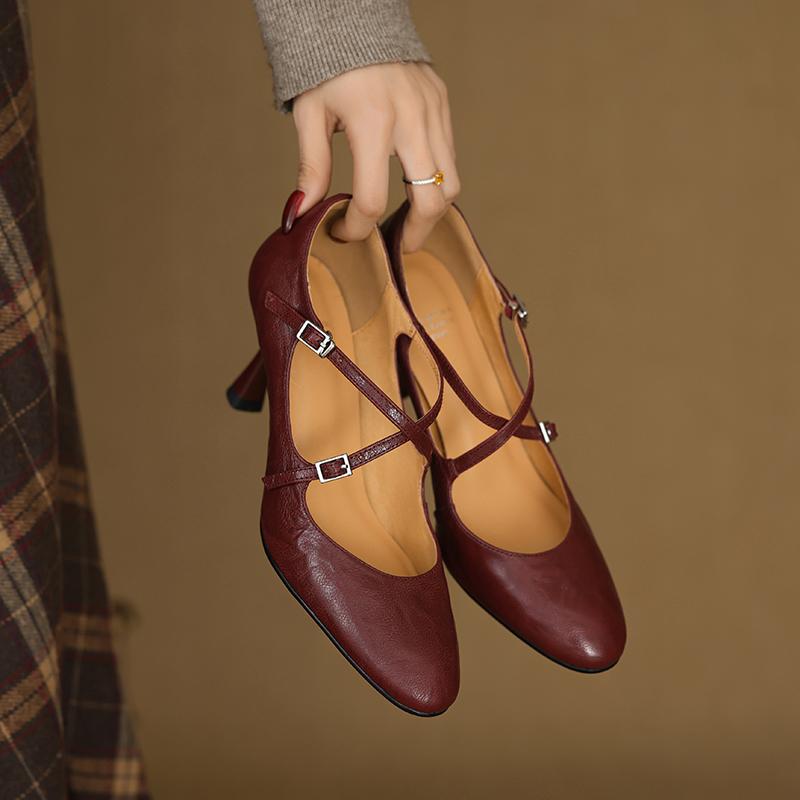Fashion 2025 New Spring Square Heeled Women Pumps Buckle Strap Genuine Leather Office Lady Shoes Woman Retro Round Toe Black Mary Janes