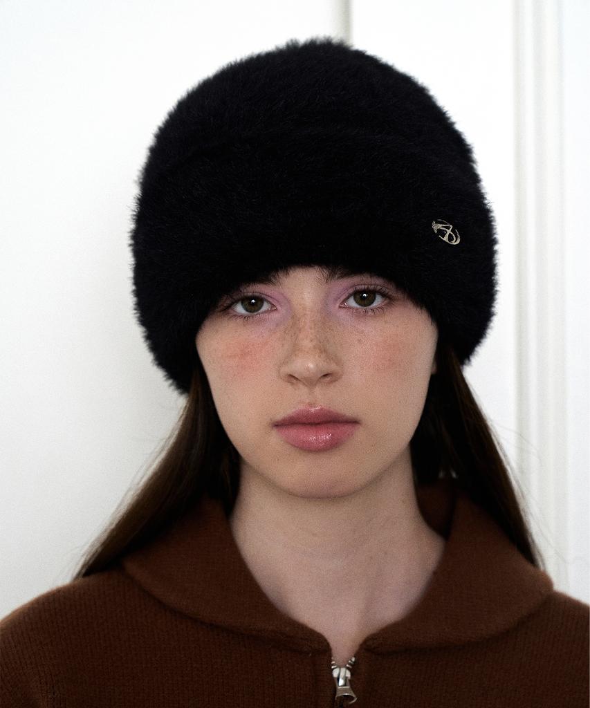 AMES-WORLDWIDE Fur Beanie Black