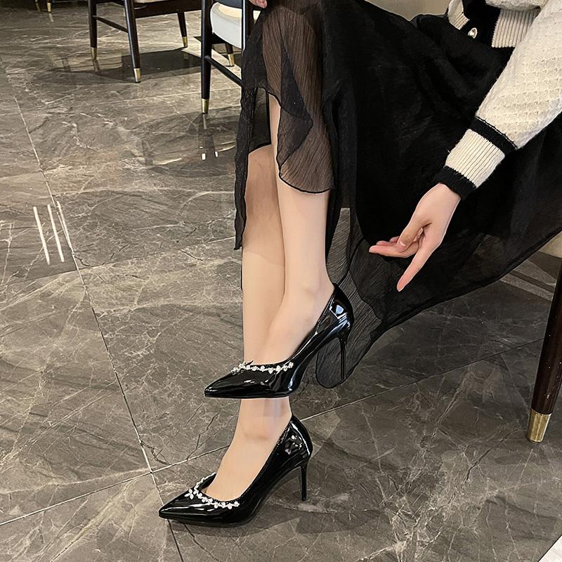 Fashion 2025 Women's Summer New Style Brand Designer PU Leather Fashion High Heels Outdoor Slip-on Party Shopping Women Low Top Shoes