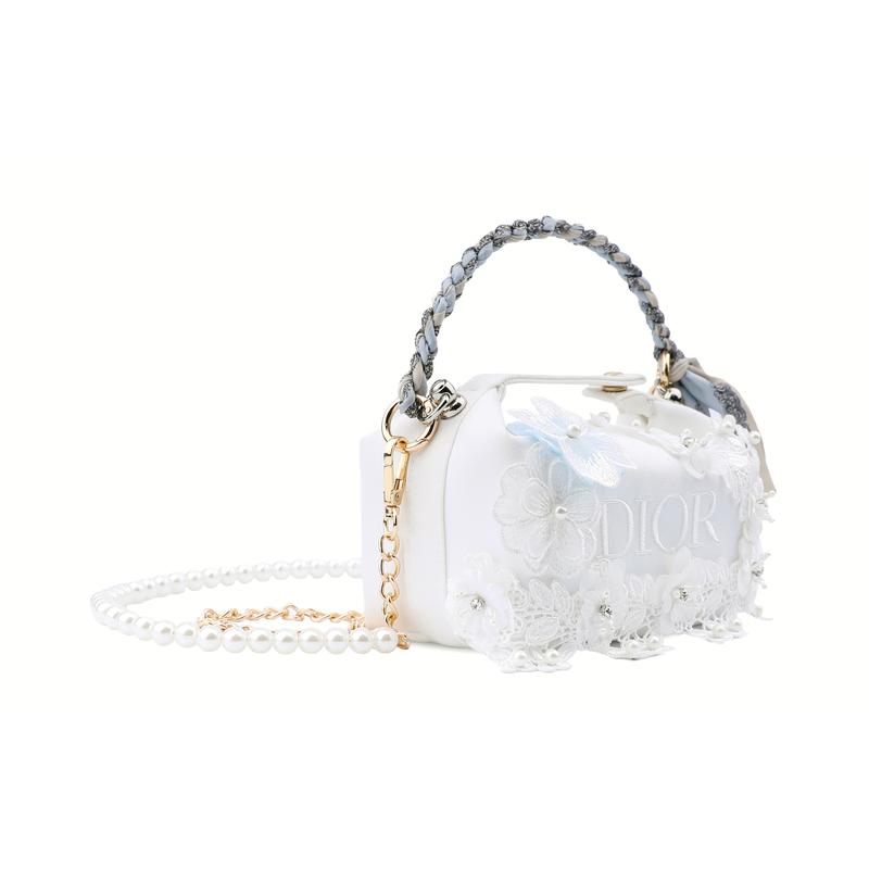 DIOR [Customized cosmetic bag] Silver Vine Mantra, Glazed Butterfly Dream, Noble Star Gauze Flower Cage, Elegant Canvas, Portable Handbag, White