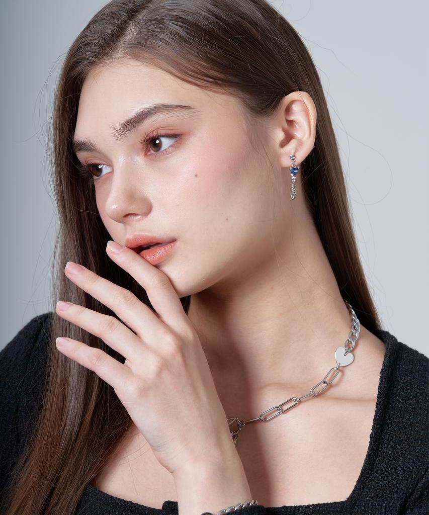 Hawha Blue Heart Join Earring