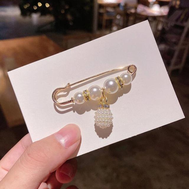 Pin Brooch Set Big Beads Stylish Stylish Clothing Brooches Pearl Lapel Pin Sweater Dress Pin Brooch Pins Badge Women Buckle AccessoriesFashion Jewelry