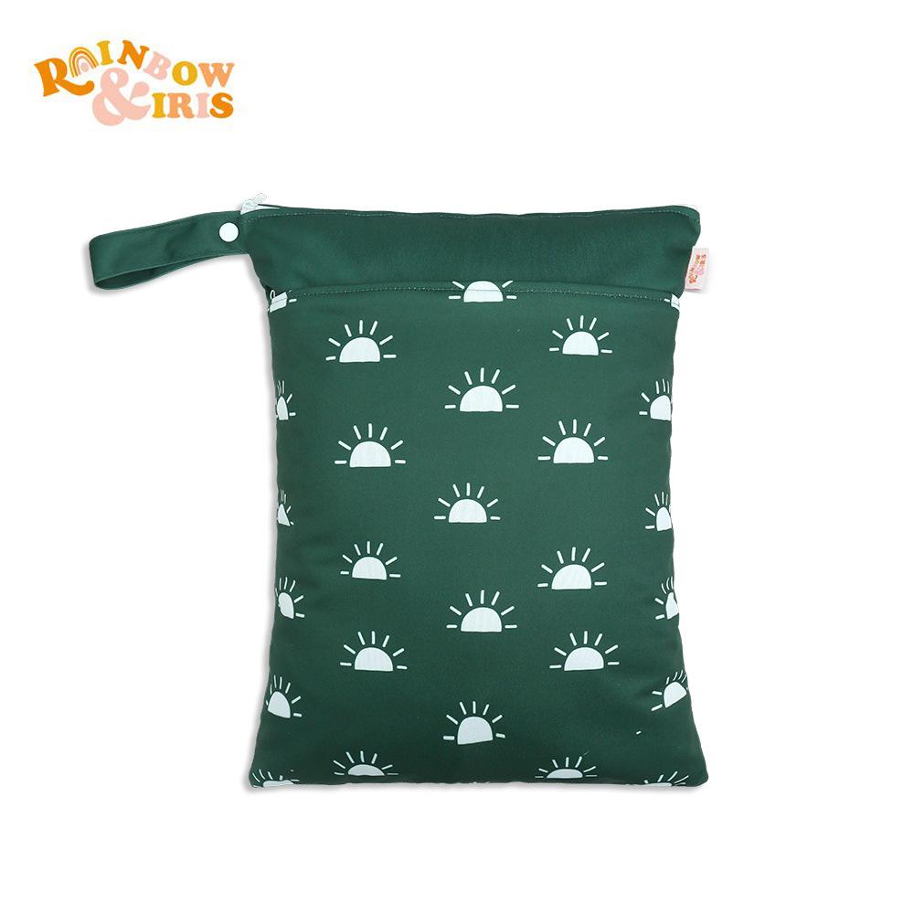 Waterproof Reusable Cloth Bag with Zipper Pocket and Handle - Fashionable Sun Burst Design, Suitable for Beaches, Swimming Pools, Gyms, Yoga
