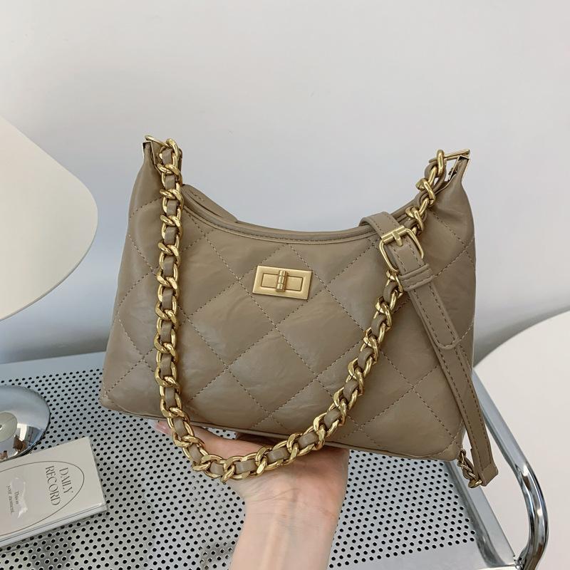 Stylish and High-value Diamond Chain Bag, Dumpling Tote Bag, Foreign Style Summer Underarm Bag, Single Shoulder Crossbody Commuter Bag for Women