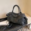 Stylish Large-Capacity Frosted Shoulder Bag: Versatile Women's Travel Handbag