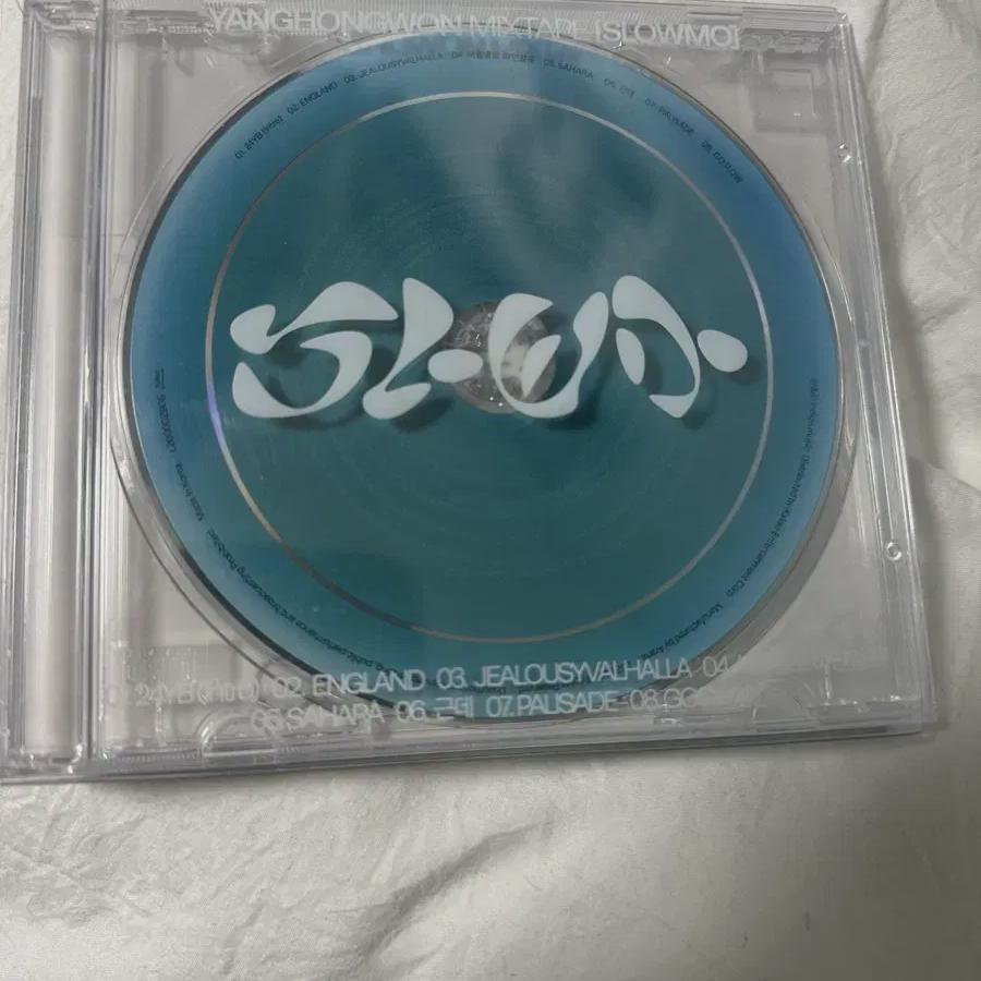 

I m Selling Yang Hong-won s Slowmo Cd