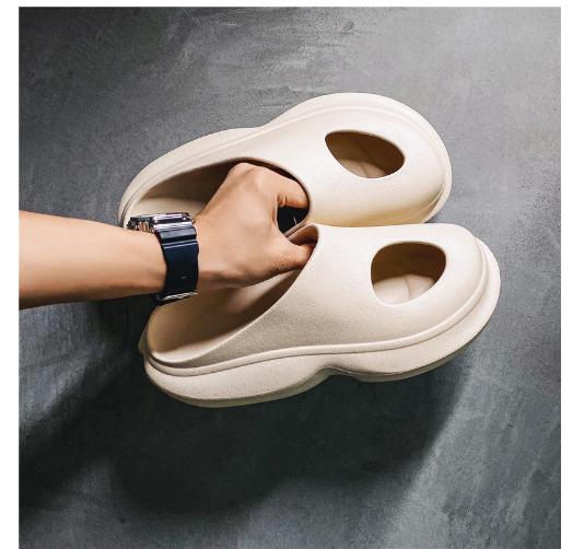 News 2025 Products Fashion Comfort Soft Garden Shoes Sandals Breathable Lightweight Big Size 45 Men/women Outdoor Beach Slippers
