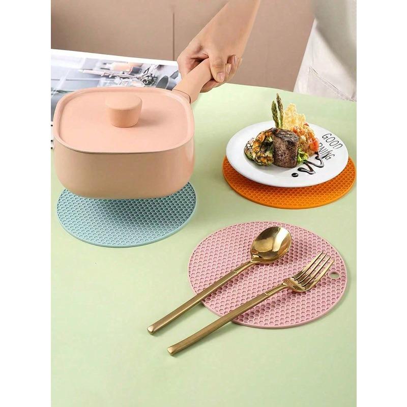Silicone Heat Resistant Placemats - Round Non-Slip Pot Holder Mats For Kitchen Countertops & Dining Tables, Multi-Purpose Hot Pad Trivets