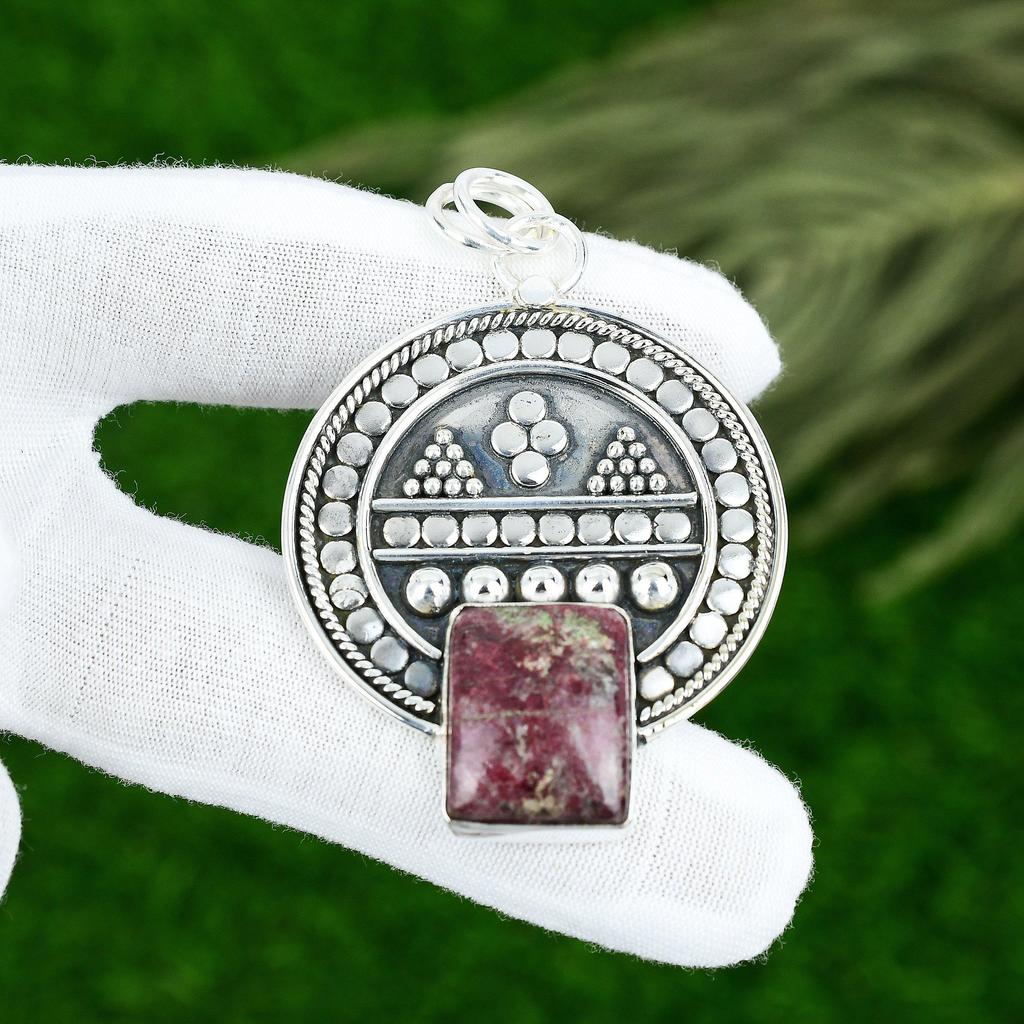 Radiant Pink Thulite Stone 925 Silver Mother Bezel Anniversary Pendant Jewelry